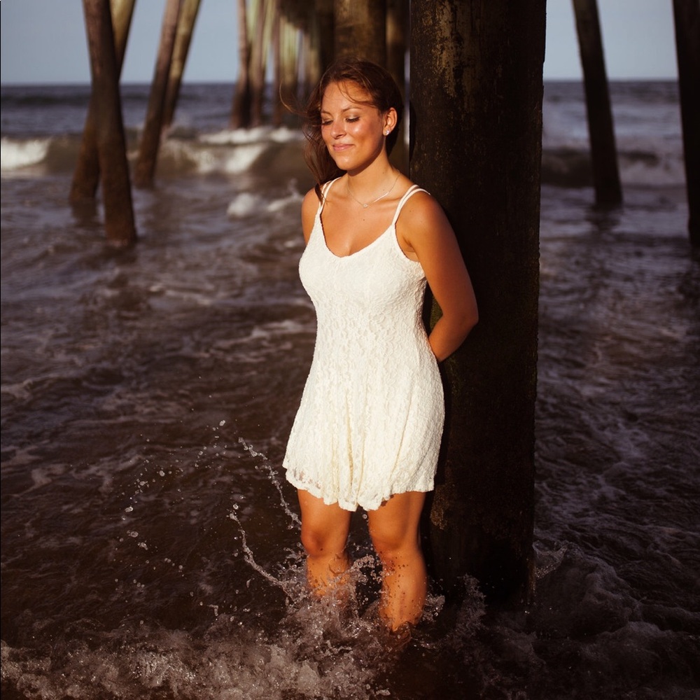 Lacey American Eagle Dress - Picture 3 of 4